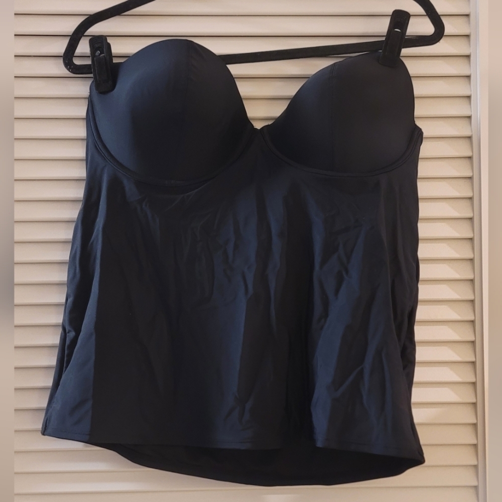 Old Navy - (Plus-Size) Black Strapless Swim Athletic Top With Built-in Bra